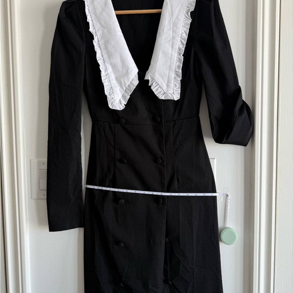 Black Dress with White Collar - Picture 4 of 4